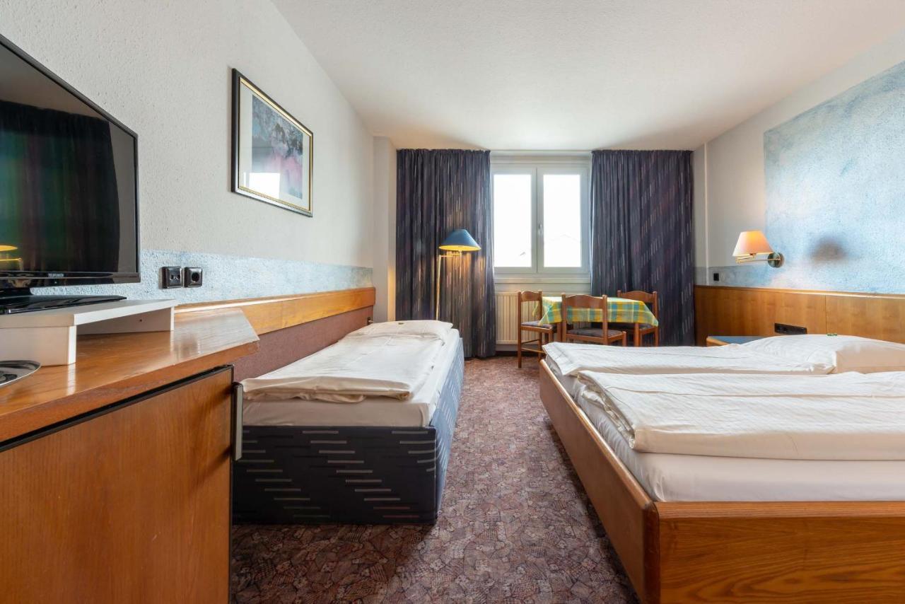 enjoyHotel garni Korntal Stuttgart Exteriör bild